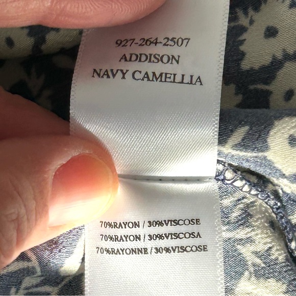 Rails Addison Navy Floral Mini Skirt - Picture 7 of 12